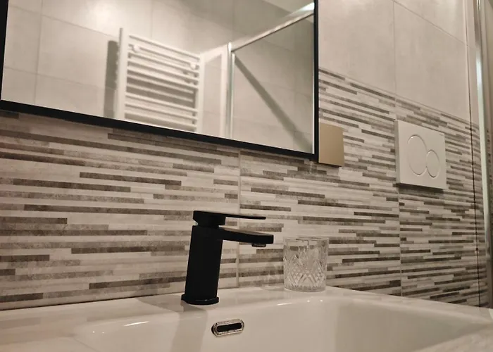 Gasthof Francesco Romestay - Casa Vittorio 4*